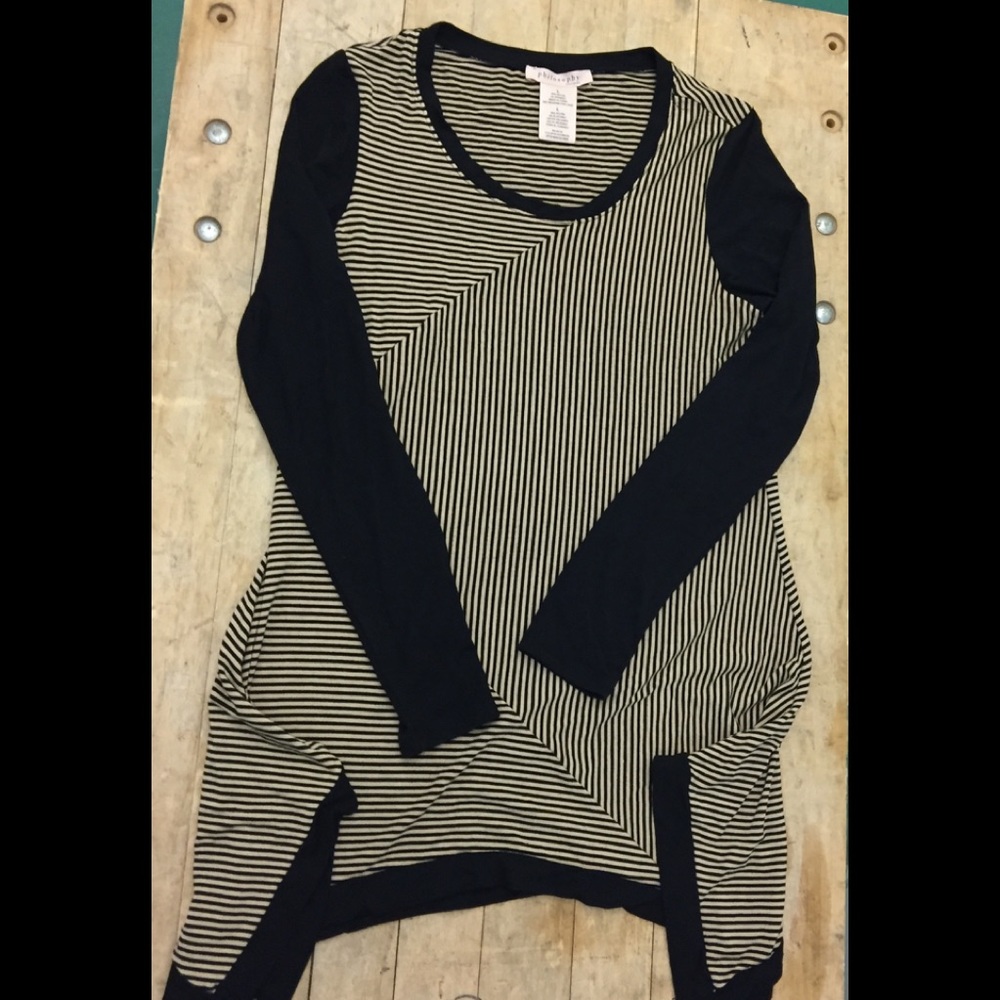 Philosophy stripped shark bite LS tunic size L🌸